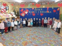 Babcia jest królową a nasz Dziadek królem