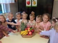 Już owoców pełen kosz