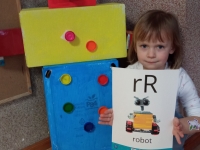 Poznajemy literę r, jak robot