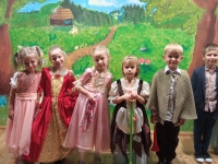 Przegląd bajek i baśni